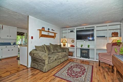 150 Ash St, Spencer, MA 01562 photo 8