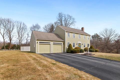 2 Goodwin Dr, Norton, MA 02766 photo 4