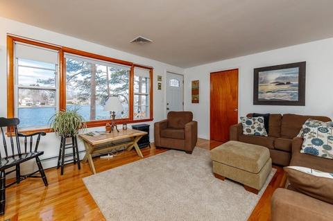 7 Bayview, Webster, MA 01570 photo 4