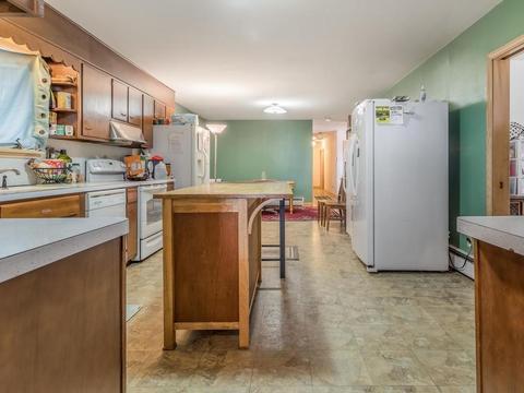 6 Lapierre, Worcester, MA 01604 photo 9