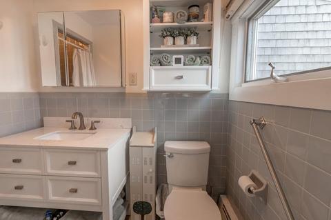 123 Beach Ave, Hull, MA 02045 photo 17