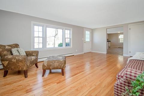 93 Bartels St, Springfield, MA 01128 photo 16