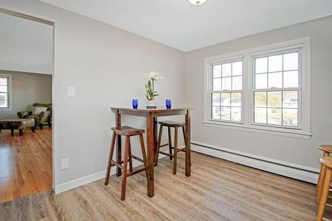 93 Bartels St, Springfield, MA 01128 photo 13