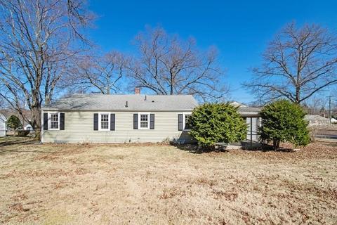 93 Bartels St, Springfield, MA 01128 photo 2