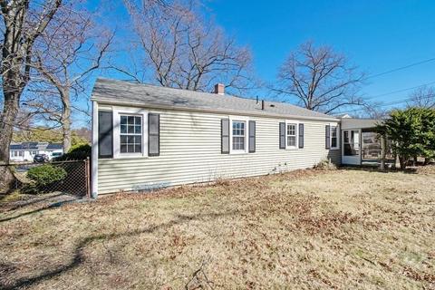 93 Bartels St, Springfield, MA 01128 photo 28