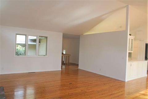 205 Glenneagle Dr, Mashpee, MA 02649 photo 13
