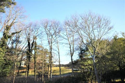205 Glenneagle Dr, Mashpee, MA 02649 photo 2