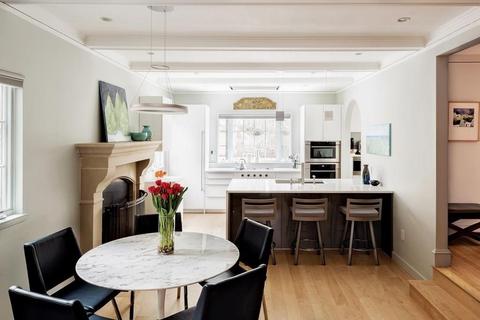 107 Clark Rd, Brookline, MA 02445 photo 4