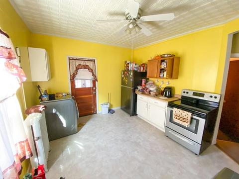 178 Prospect St, Chicopee, MA 01013 photo 12