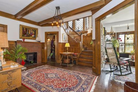 175 Forest Park Ave, Springfield, MA 01108 photo 4