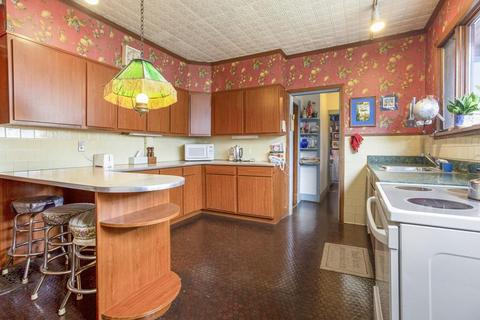 175 Forest Park Ave, Springfield, MA 01108 photo 15