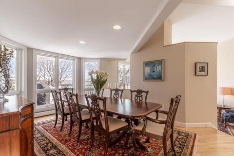 8 Walnut St, Marblehead, MA 01945 photo 9
