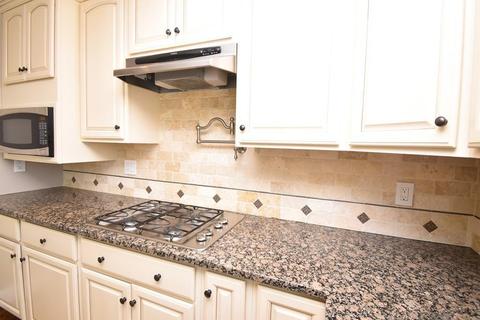 41 Kipling St, Springfield, MA 01118 photo 14