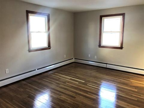 86 Whitmarsh Ave, Worcester, MA 01606 photo 4