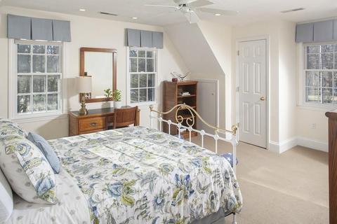7 Jones St, Hingham, MA 02043 photo 19