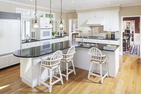 7 Jones St, Hingham, MA 02043 photo 11