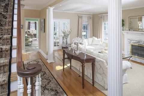 7 Jones St, Hingham, MA 02043 photo 7