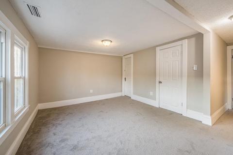 850 Chestnut St, Springfield, MA 01107 photo 37