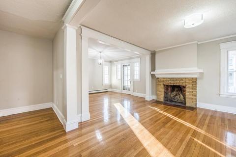 850 Chestnut St, Springfield, MA 01107 photo 18
