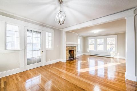 850 Chestnut St, Springfield, MA 01107 photo 16