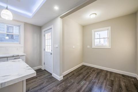 850 Chestnut St, Springfield, MA 01107 photo 13