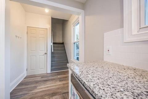 850 Chestnut St, Springfield, MA 01107 photo 42