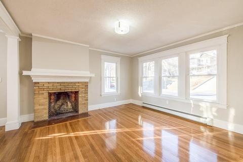850 Chestnut St, Springfield, MA 01107 photo 17