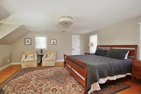 90 Falcon St, Needham, MA 02492 photo 9