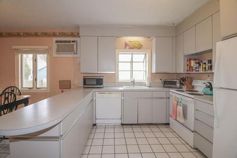3 Dean Rd, Marblehead, MA 01945 photo 8