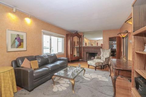 3 Dean Rd, Marblehead, MA 01945 photo 3