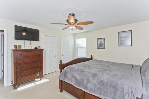 131 Carnarvon Cir, Springfield, MA 01109 photo 34