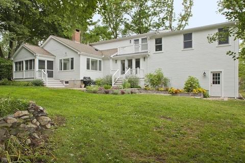 45 So Pleasant St, Hingham, MA 02043 photo 3