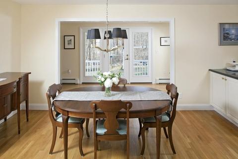 45 So Pleasant St, Hingham, MA 02043 photo 6