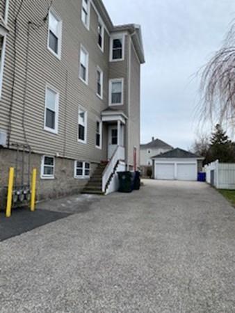 493 King Philip St, Fall River, MA 02724 photo 3