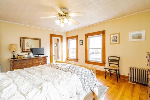 15 Chestnut St, Ware, MA 01082 photo 24