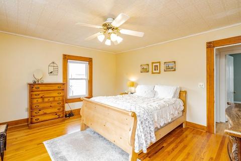 15 Chestnut St, Ware, MA 01082 photo 22