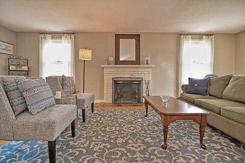 28 Clapp St, Walpole, MA 02081 photo 15