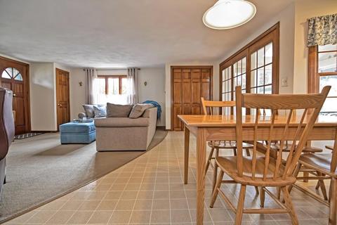 28 Clapp St, Walpole, MA 02081 photo 10
