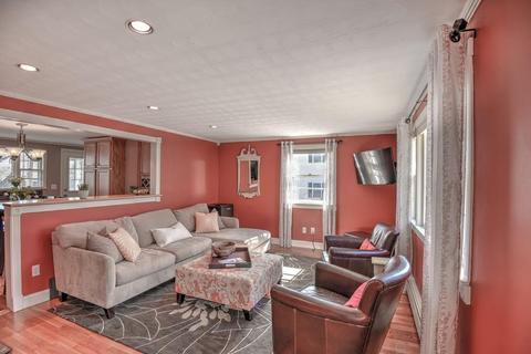 7 King Ter, Beverly, MA 01915 photo 2