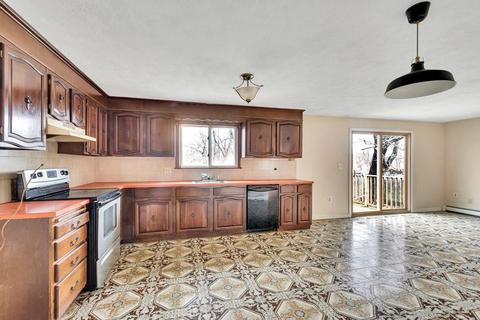 36 Stevens St, Stoneham, MA 02180 photo 9