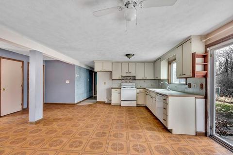 36 Stevens St, Stoneham, MA 02180 photo 16