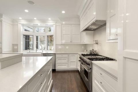 2 Springdale Ave, Wellesley, MA 02481 photo 9