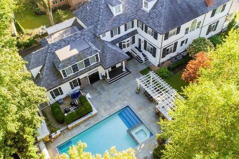 2 Springdale Ave, Wellesley, MA 02481 photo 35