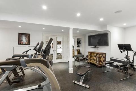 2 Springdale Ave, Wellesley, MA 02481 photo 27