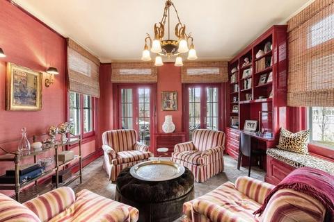2 Springdale Ave, Wellesley, MA 02481 photo 6