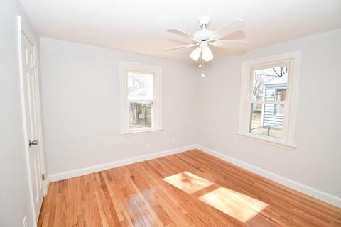 200 Windemere St, Springfield, MA 01104 photo 9
