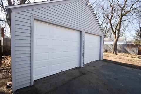 200 Windemere St, Springfield, MA 01104 photo 22