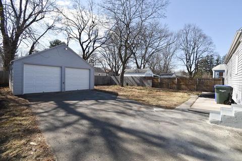 200 Windemere St, Springfield, MA 01104 photo 23