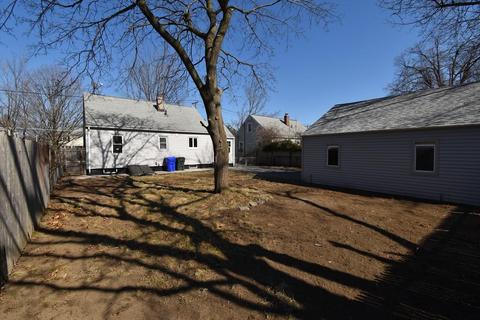 200 Windemere St, Springfield, MA 01104 photo 21