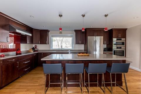 71 Scott Cir, Dedham, MA 02026 photo 7